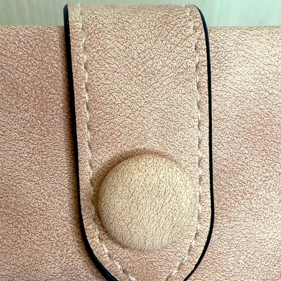 INKMILAN WOMAN’S SMALL FAUX LEATHER FASHION COMPACT BIFOLD WALLET - Picture 8 of 15